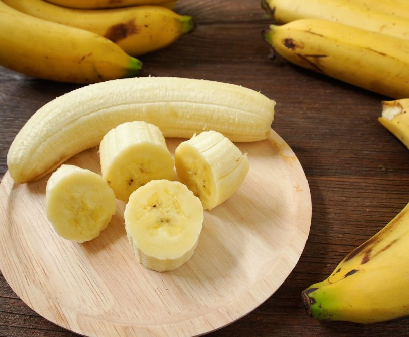 pisang buah satu manfaat berwarna kuning